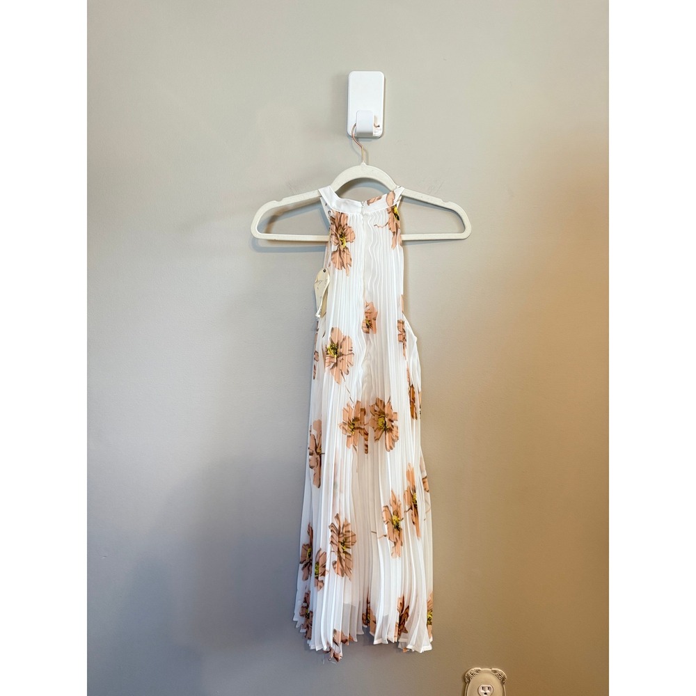 Entro • NWT White Peach Floral Pleated Halter Mini Dress Sleeveless Summer Sm - Picture 8 of 10